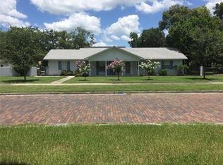 704 W McLendon St, Plant City, FL 33563