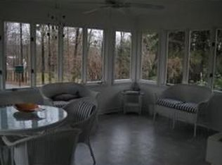 105 Stoney Camp Ln, Pittsburgh, PA 15238