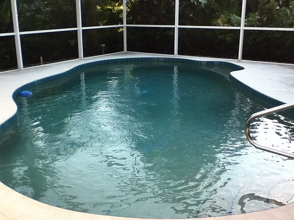 3rd image of 18667 Ayrshire Cir