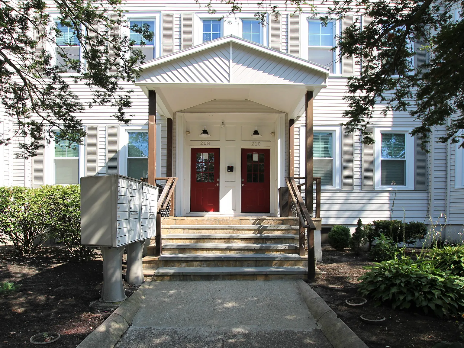 Studio, 300 sqft, $1,395 — Photo 2