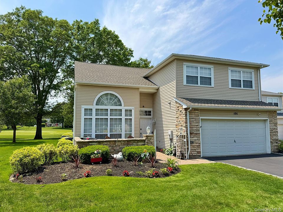 1st image of 186 Windwatch Drive