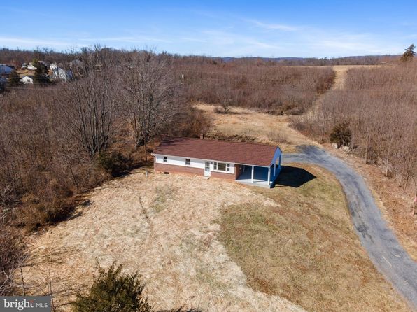 49 Ritenour Ln, Maurertown, VA 22644