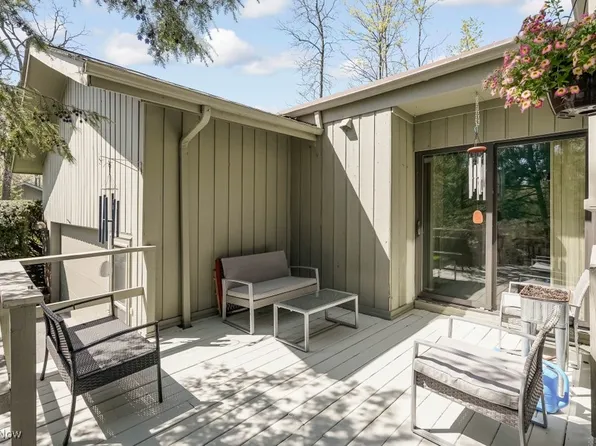 613-3 Fairington Oval, Aurora, OH 44202