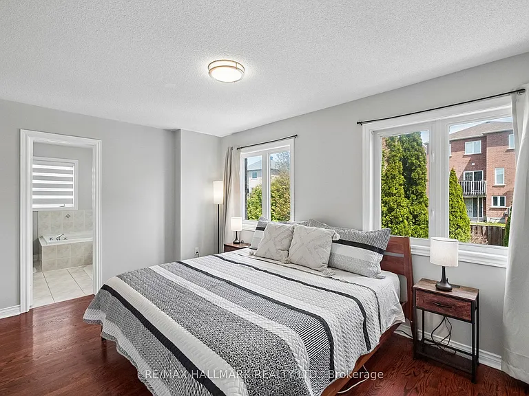43 Nobbs Dr — Photo 26