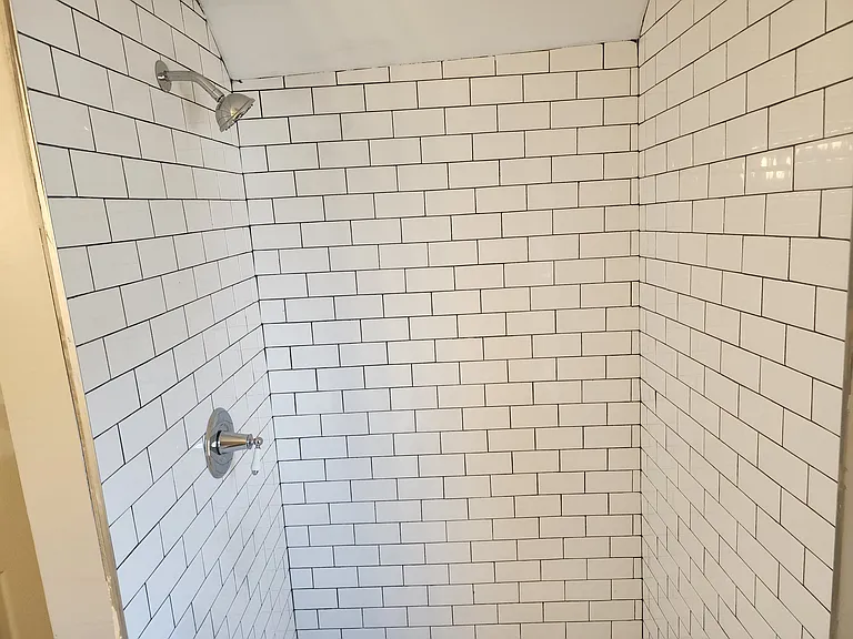 2550 Madison St NE — Photo 17