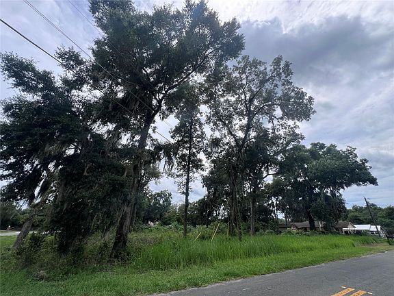 2nd image of NE Jacksonville Rd