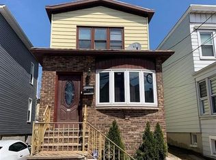 39 W 26th St, Bayonne, NJ 07002