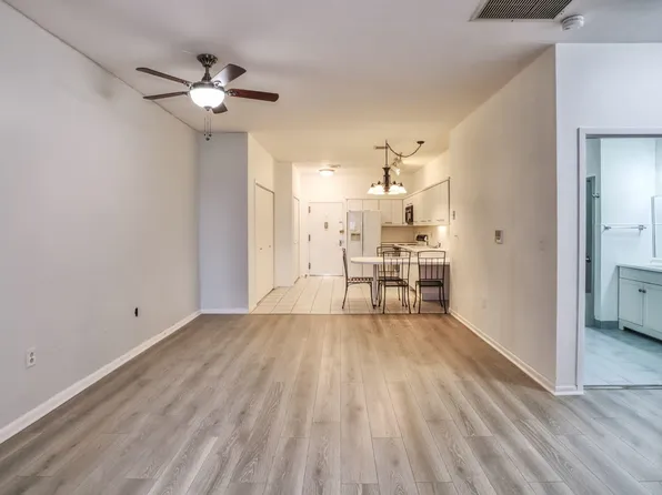 75 Liberty Avenue image 6 of 30