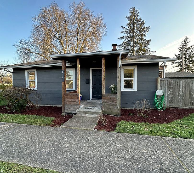 1st image of 216 4th Ave SE