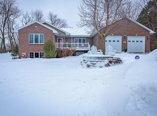 17205 Hunt Lake Trl, Faribault, MN 55021