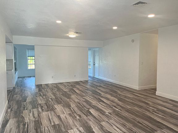 4th image of 18535 NW 5th Ct
