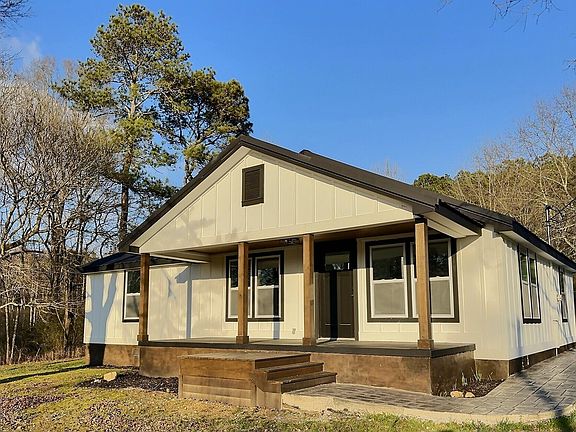 2nd image of 595 Kemp Rd