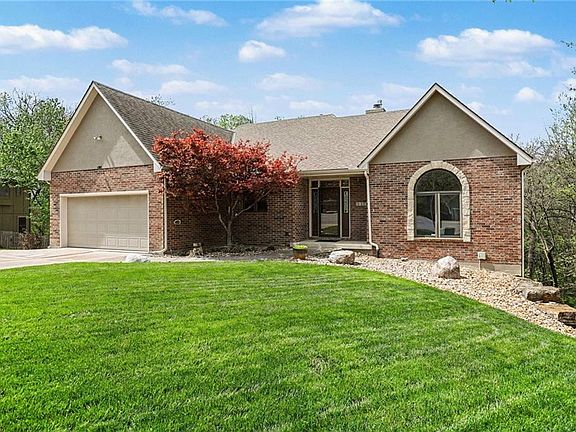 2nd image of 2401 SW Whispering Creek Ct