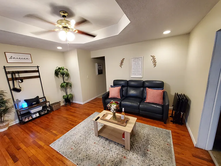 328 Milton Ave #1 — Photo 3