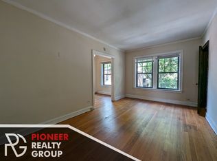 1101 W Wellington Ave APT 1-2950, Chicago, IL 60657