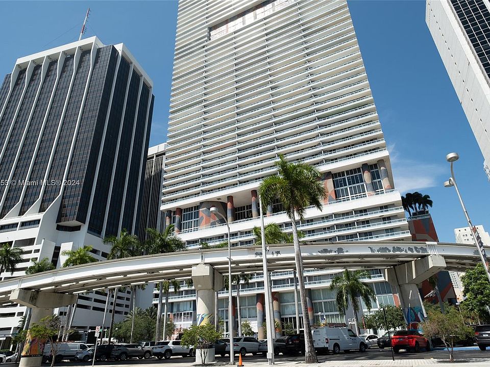 2nd image of 50 Biscayne Blvd APT 5208