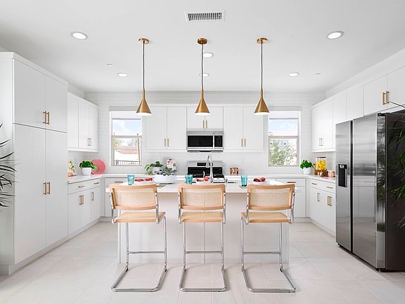 3rd image of 74329 English Ln