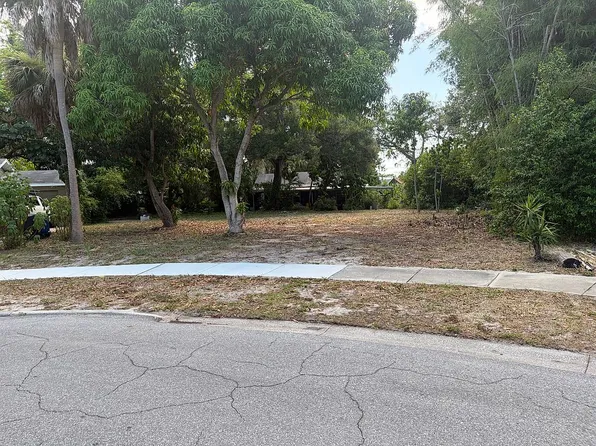 1158 Beckett St, Clearwater, FL 33755