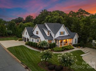 18907 Lakehouse Pointe Dr, Cornelius, NC 28031