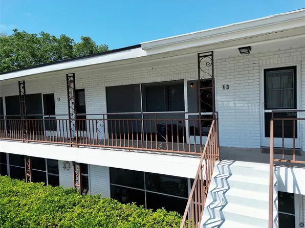 2348 Shelley St APT 13, Clearwater, FL 33765