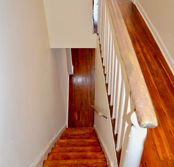 2050 Watkins St — Photo 38