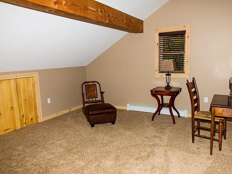 The loft sitting area, now has a nice couch too!