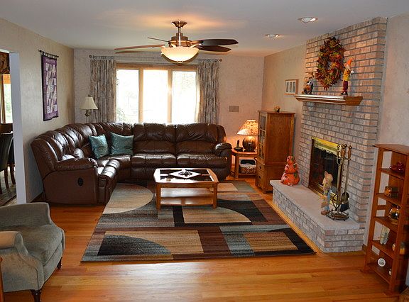 4th image of 11503 W 135th St