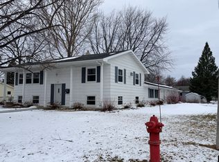 429 14th St N, Breckenridge, MN 56520