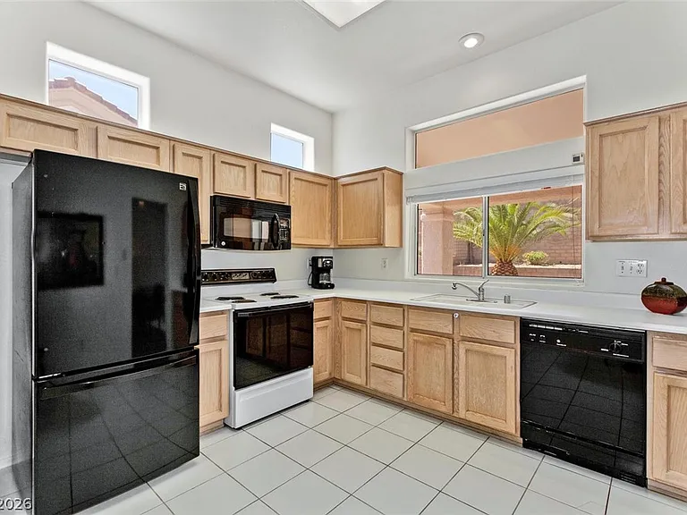 2817 Byron Dr — Photo 8