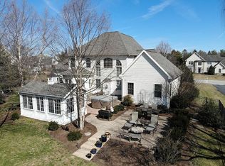 1130 N Bristol Dr, Lititz, PA 17543