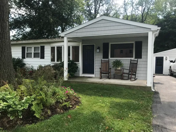 1561 Heidelberg Ave, Newmanstown, PA 17073