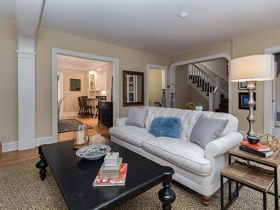 5th image of 4114 N Farwell Ave