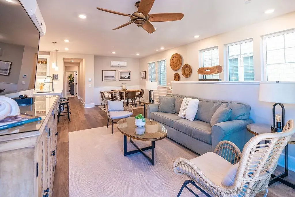 3 bed, 2.0 bath, 1224 sqft, $6,900 — Photo 3