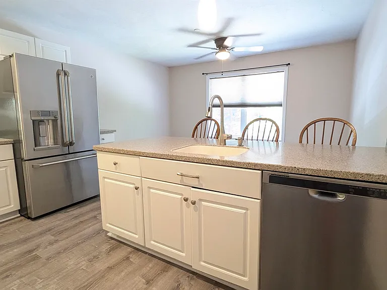 1465 Hooksett Rd #79 — Photo 7