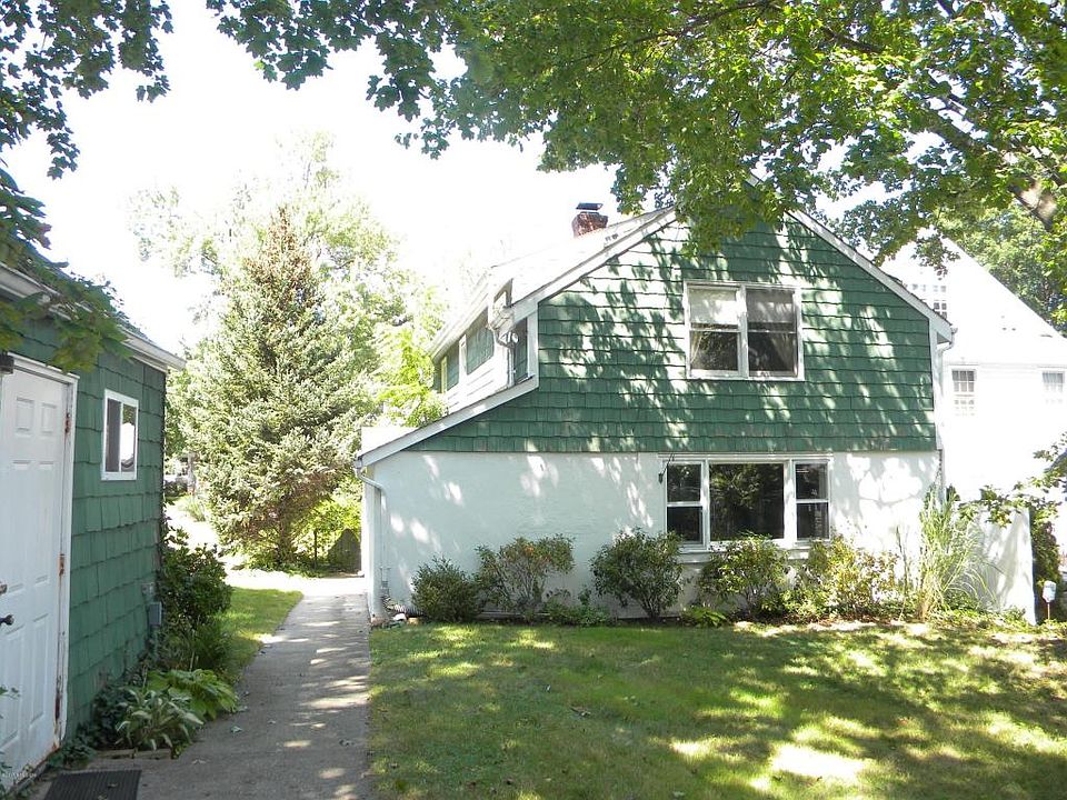 2nd image of 9 Webb Ave