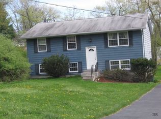 104 Regency Ln, Ithaca, NY 14850