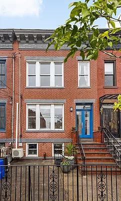 Sold by Compass | media 16
