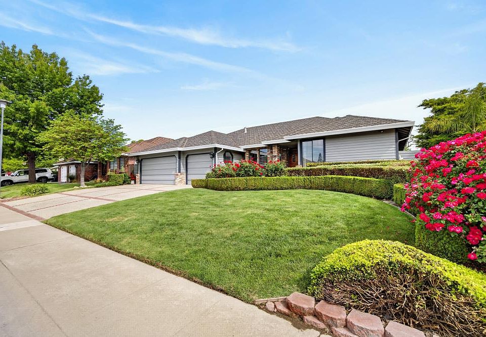 1st image of 353 Deer River Way