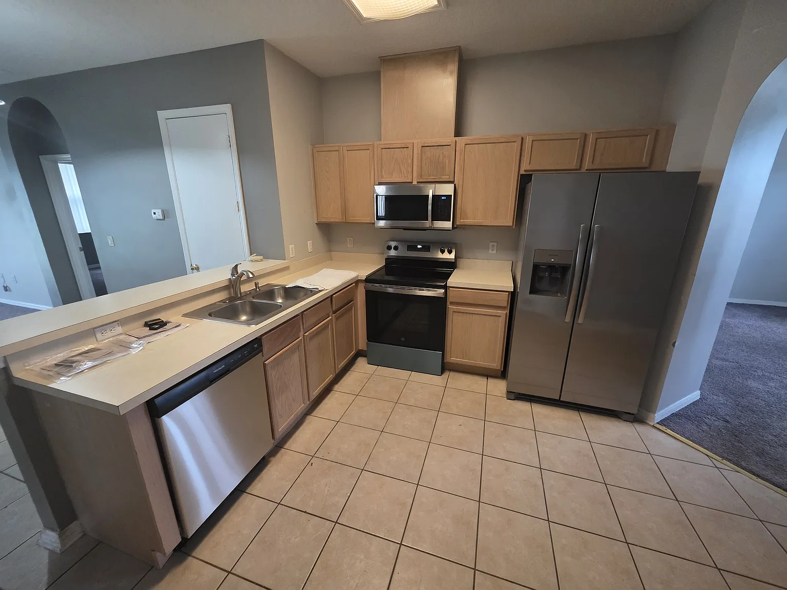 10130 Granite Bay Dr — Photo 2