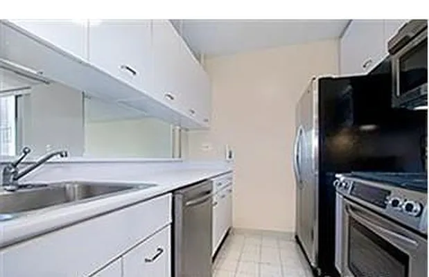 Rented by Renetta Real Estate | media 54