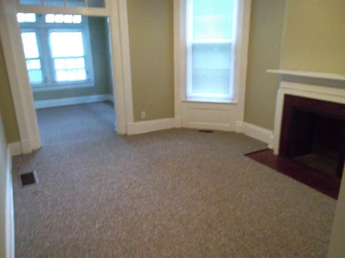 2 bed, 1.5 bath, 1100 sqft, $1,800 — Photo 4