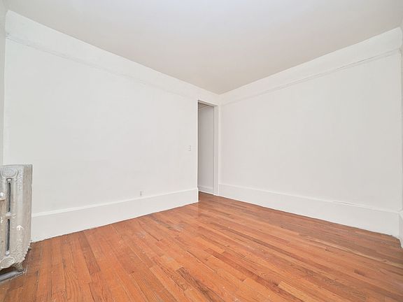 4th image of 579 W 177th St APT 51