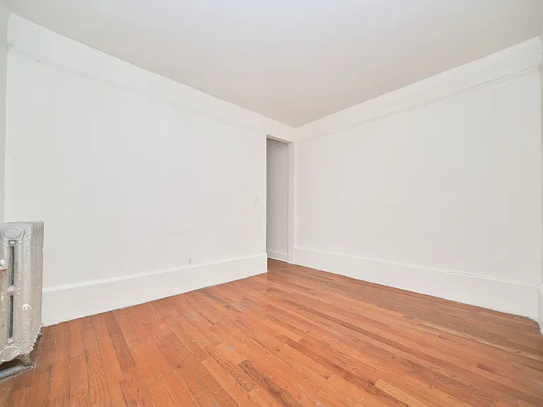 579 W 177th St #51 — Photo 4