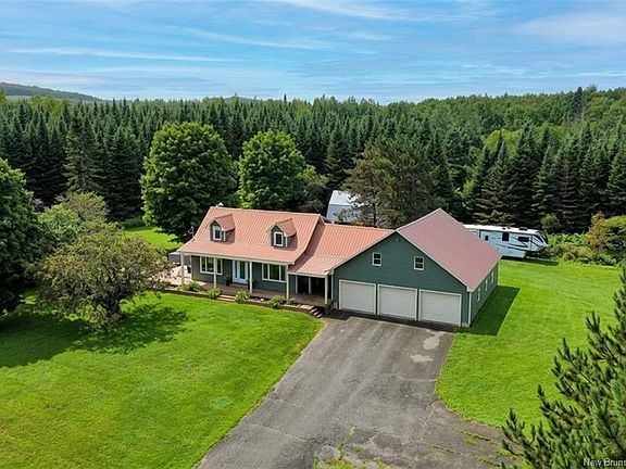 2nd image of 464 Summerfield Rd