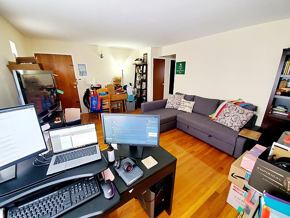 3rd image of 5000 N Hoyne Ave #1