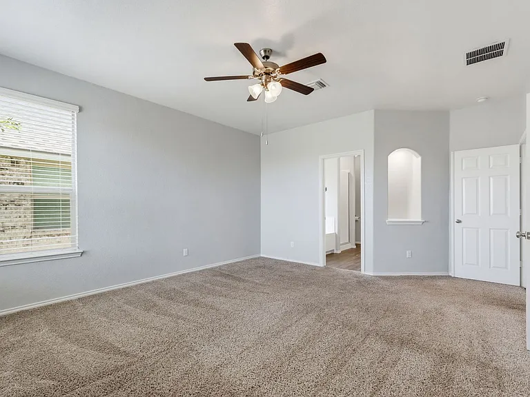 267 Bainbridge Rd — Photo 11