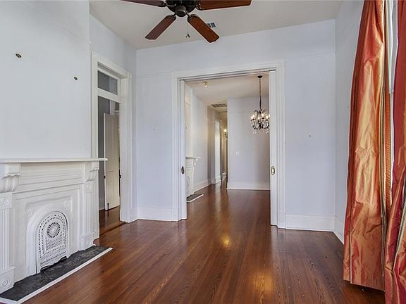 3rd image of 716 Valmont St