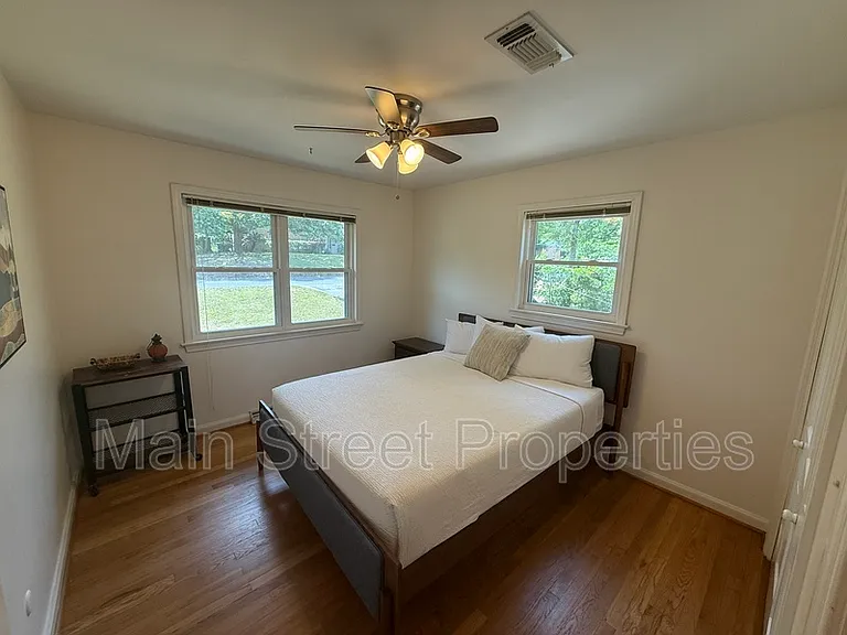 3660 Molaree Dr — Photo 22