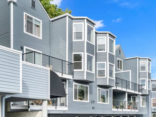 3473 SW Barbur Blvd APT 11, Portland, OR 97239