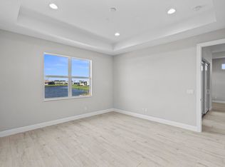 12416 SW Sunrise Lake Ter, Pt Saint Lucie, FL 34987
